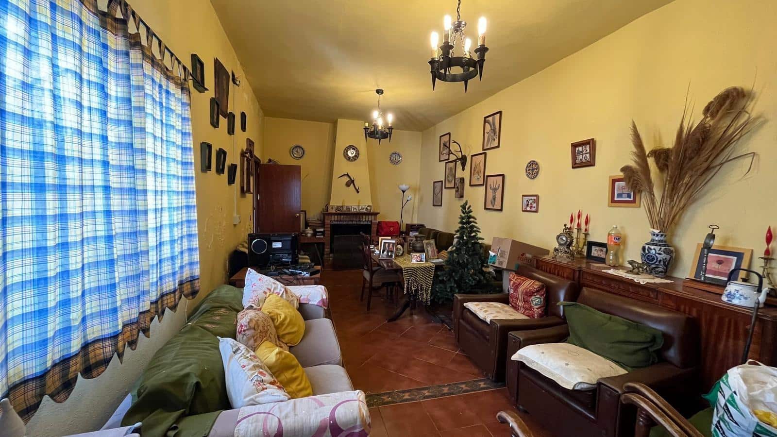 5 bedroom Townhouse for sale in El Ronquillo - € 300,000 (Ref: 9920506)