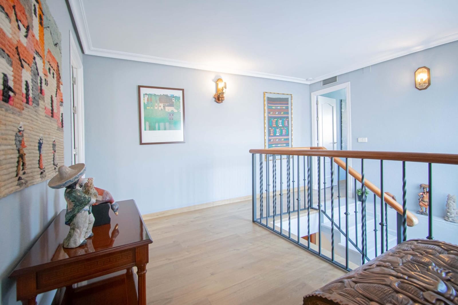 6 makuuhuone Huvila myytävänä paikassa Gines mukana uima-altaan - 469 000 € (Ref: 9922369)