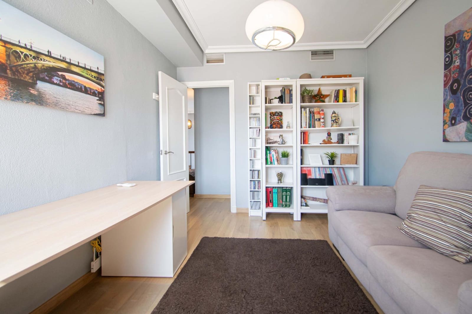 6 makuuhuone Huvila myytävänä paikassa Gines mukana uima-altaan - 469 000 € (Ref: 9922369)