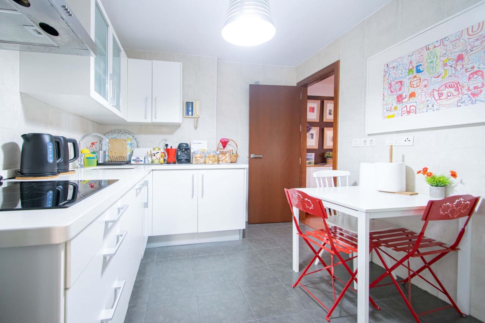 3 bedroom Flat for sale in Seville city with pool garage - € 650,000 (Ref: 9922370)