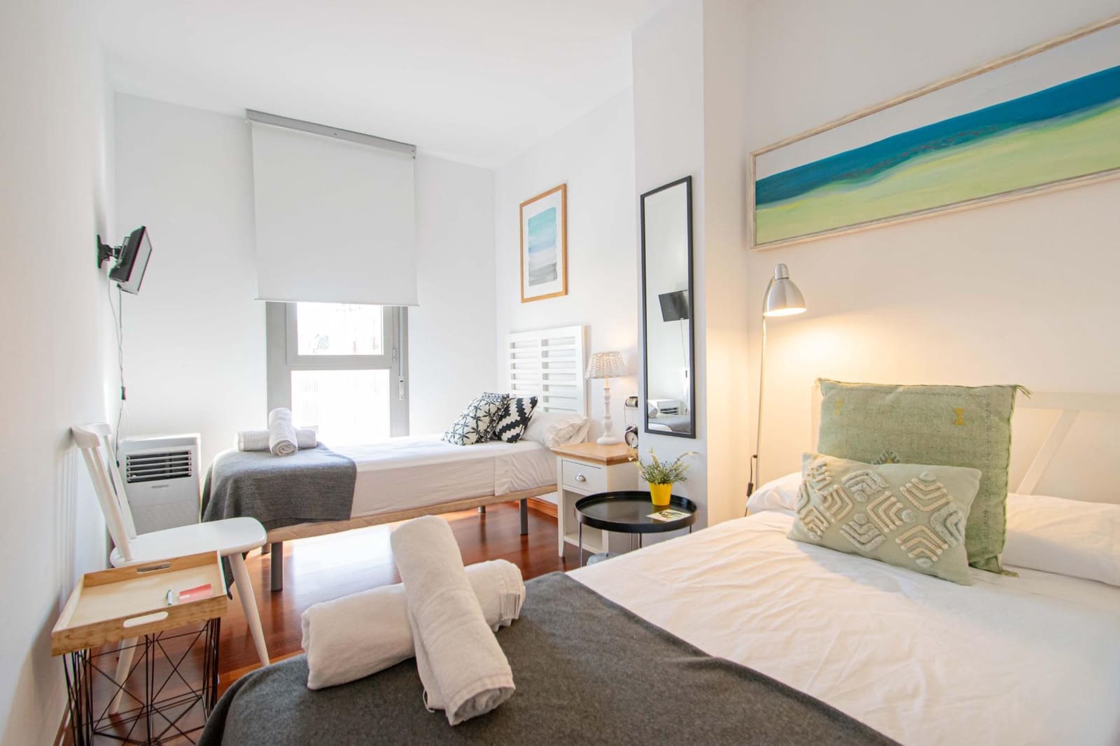 3 bedroom Flat for sale in Seville city with pool garage - € 650,000 (Ref: 9922370)