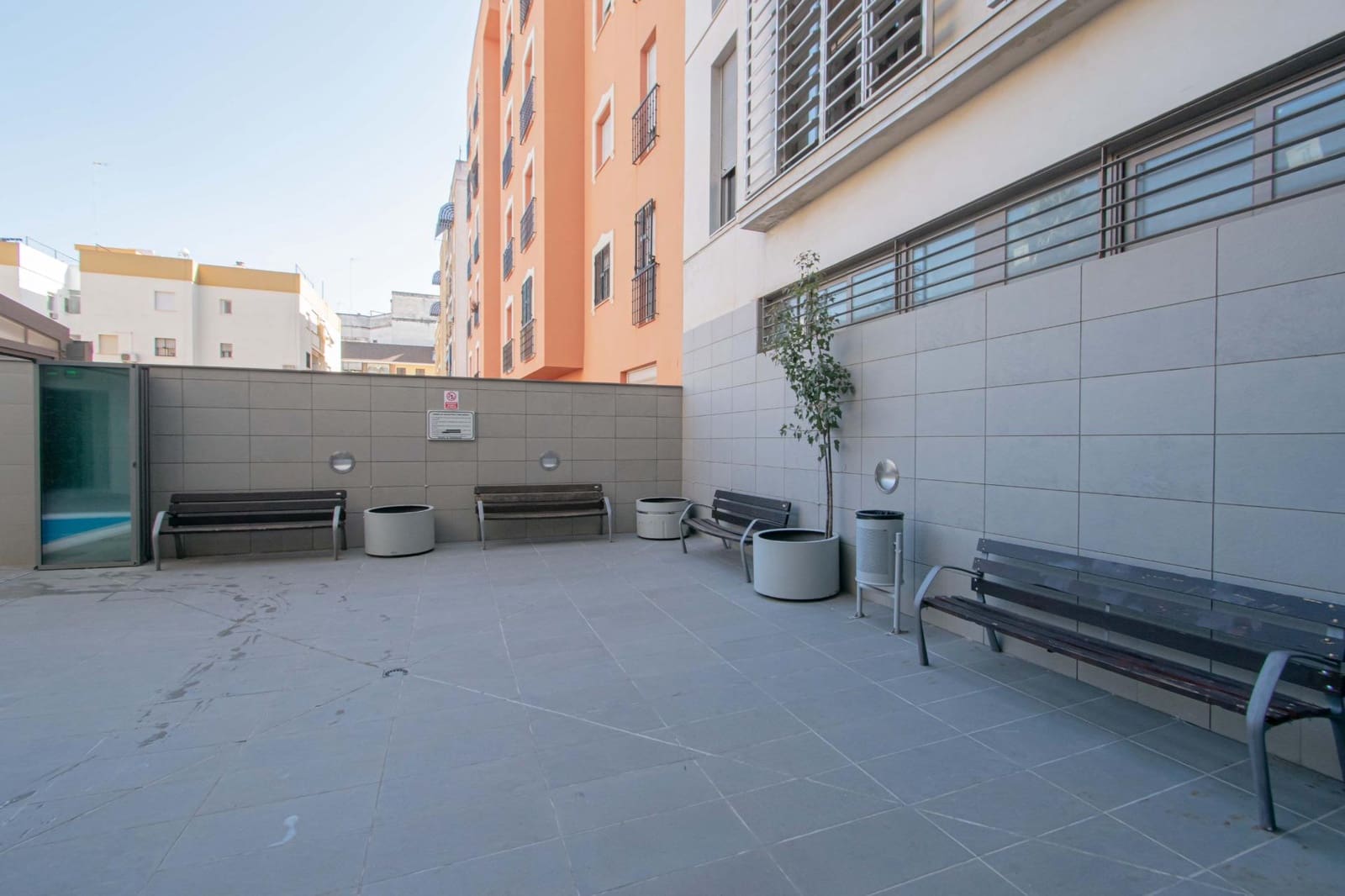 3 bedroom Flat for sale in Seville city with pool garage - € 650,000 (Ref: 9922370)