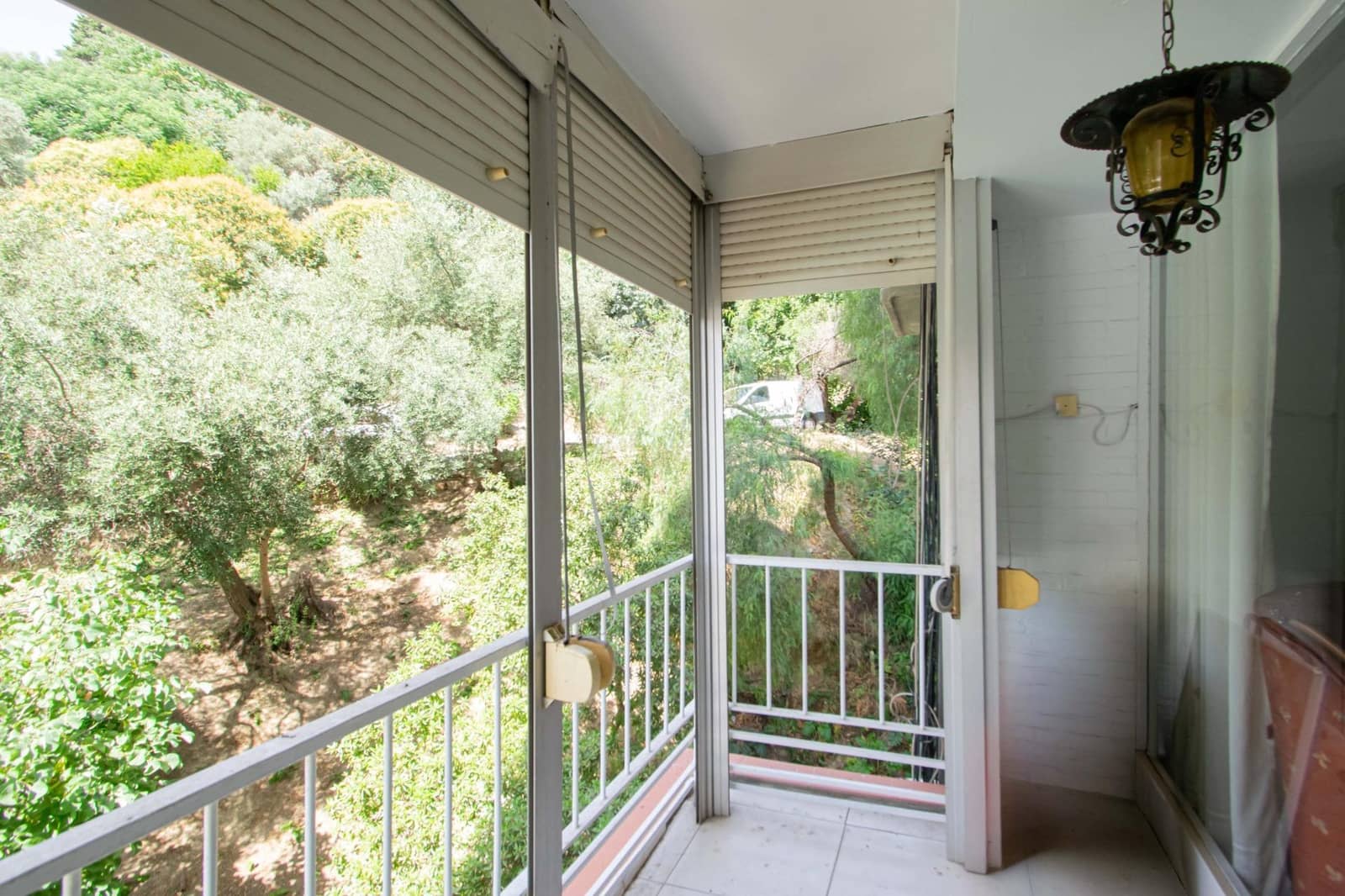 3 bedroom Flat for sale in San Juan de Aznalfarache with pool - € 180,000 (Ref: 9922371)
