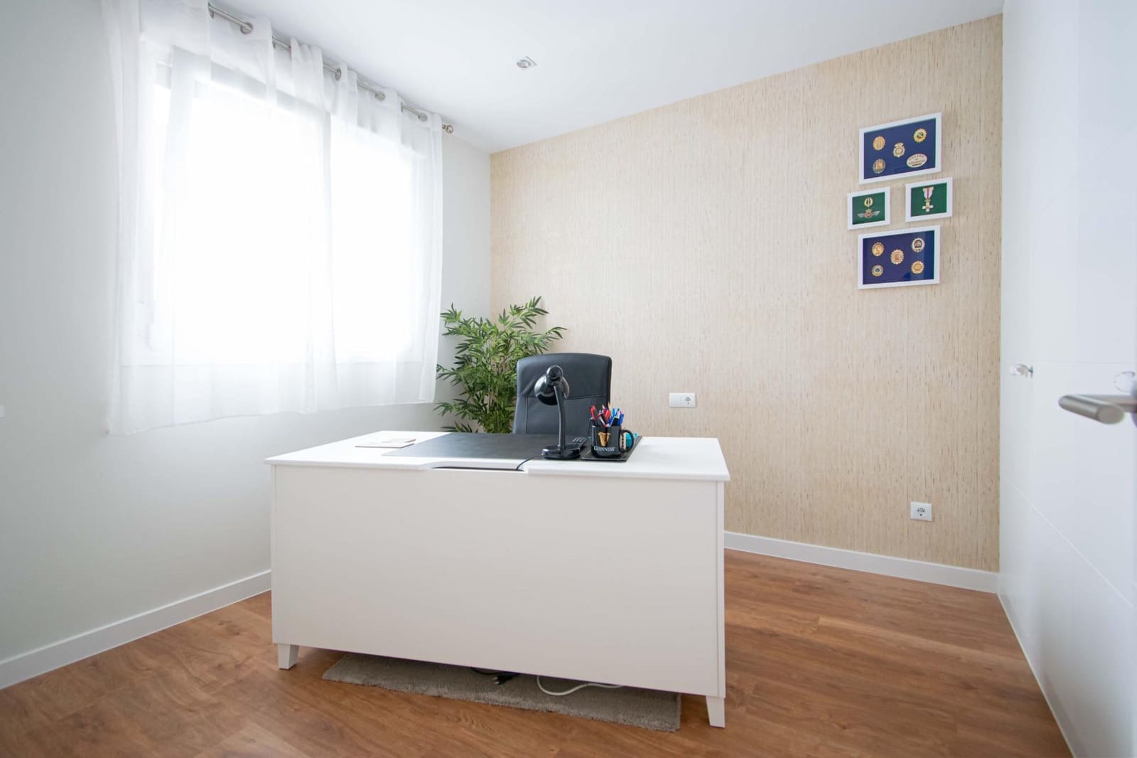 4 sypialnia Mieszkanie na sprzedaż w Miasto Sewilla z basenem garażem - 395 000 € (Ref: 9922372)