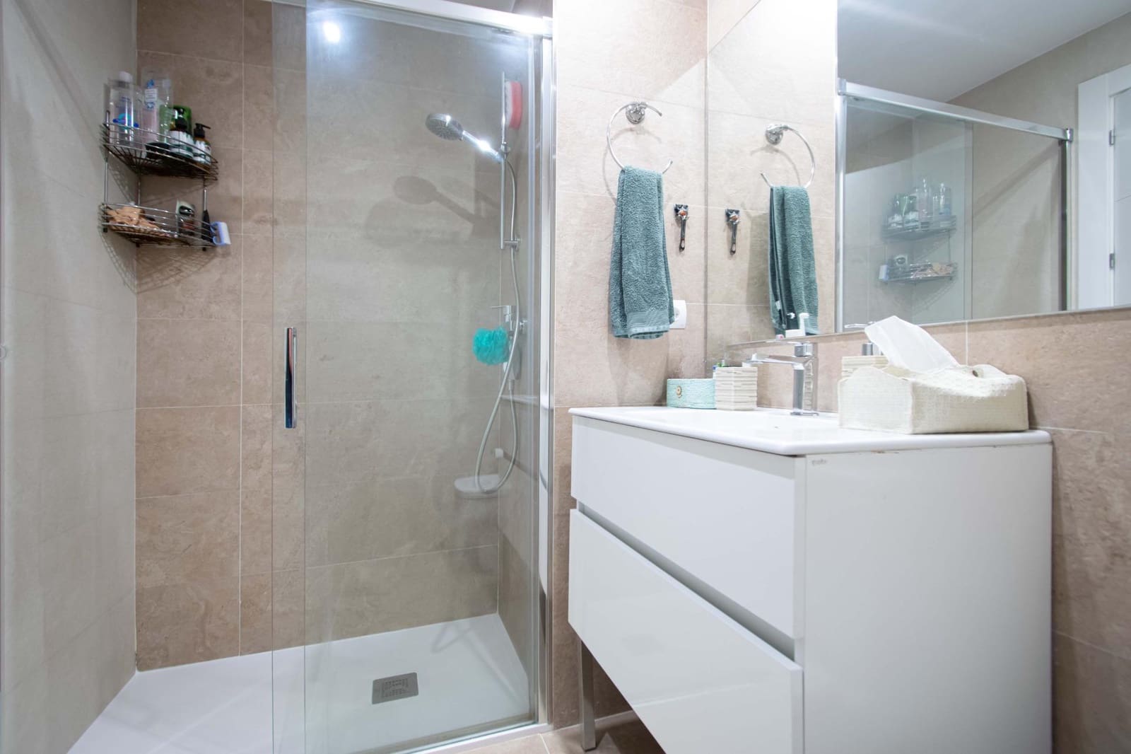 4 sypialnia Mieszkanie na sprzedaż w Miasto Sewilla z basenem garażem - 395 000 € (Ref: 9922372)