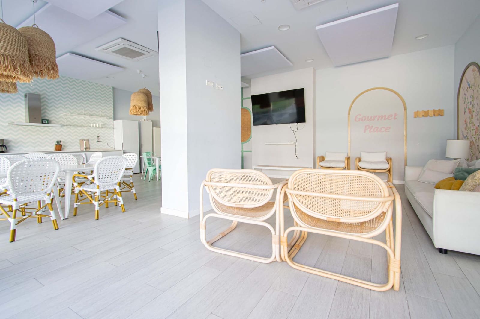 4 sypialnia Mieszkanie na sprzedaż w Miasto Sewilla z basenem garażem - 395 000 € (Ref: 9922372)