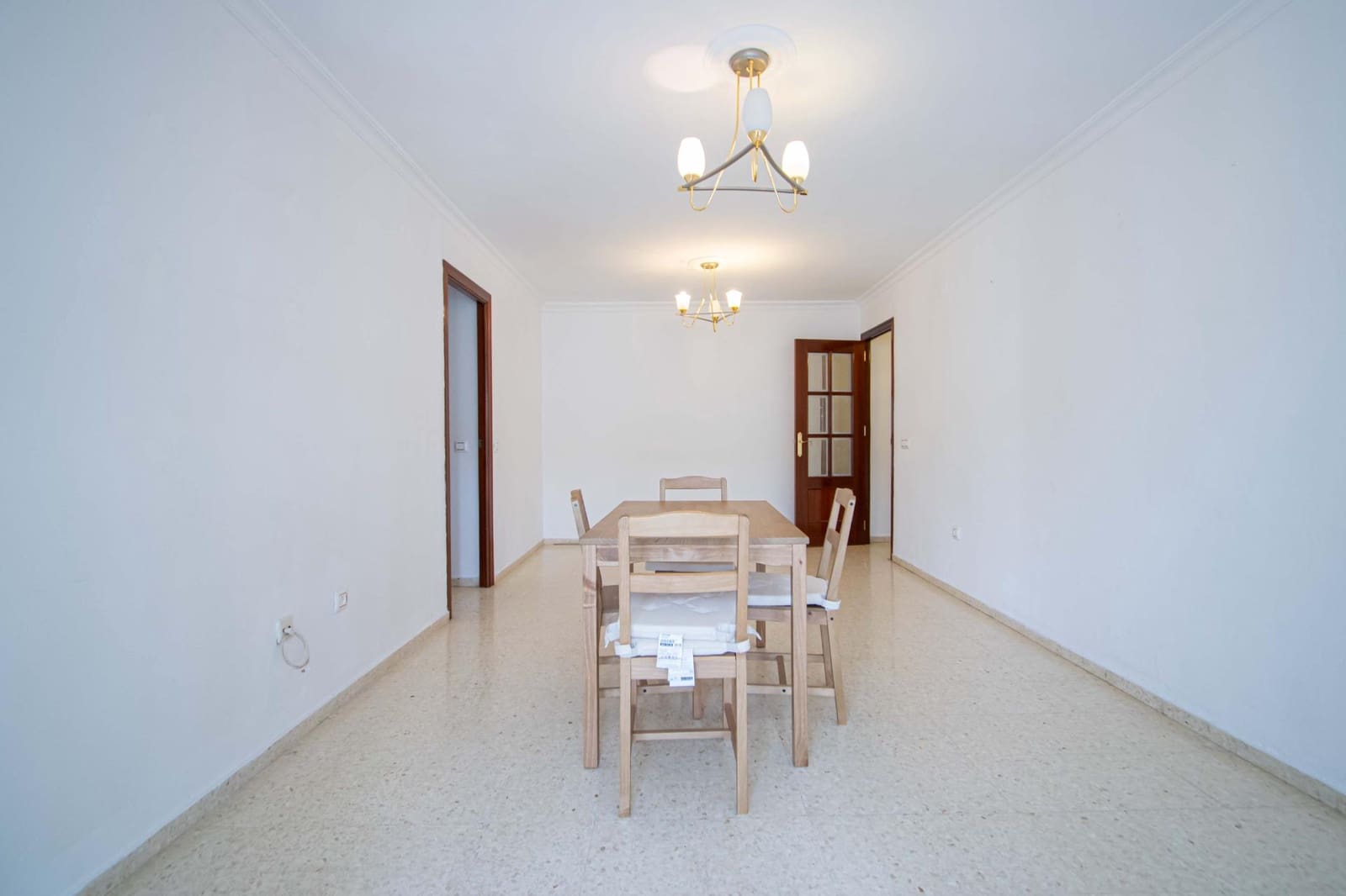 3 sypialnia Mieszkanie na sprzedaż w Miasto Sewilla - 205 000 € (Ref: 9927496)