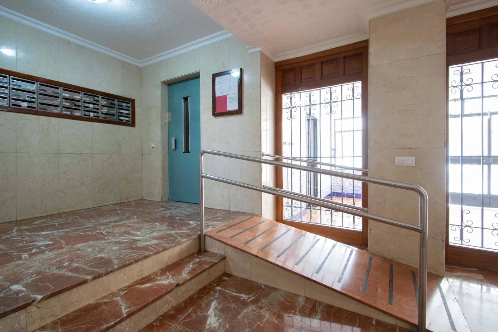 3 sypialnia Mieszkanie na sprzedaż w Miasto Sewilla - 205 000 € (Ref: 9927496)