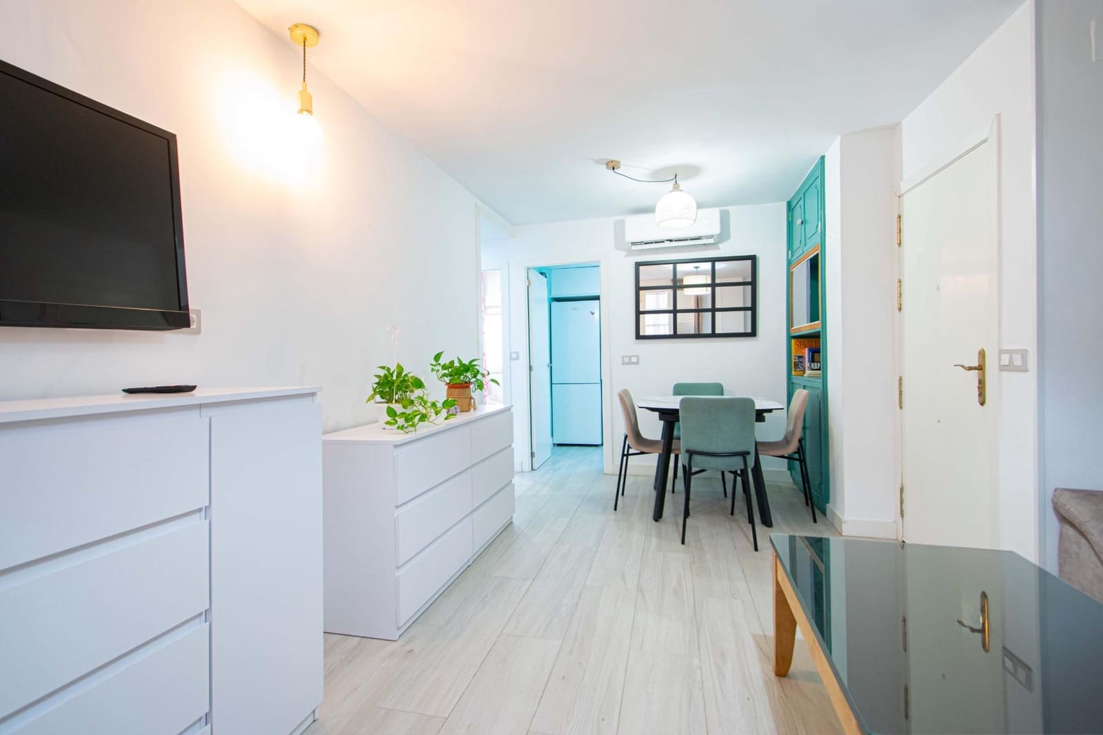 2 bedroom Flat for sale in Seville city - € 250,000 (Ref: 9927499)