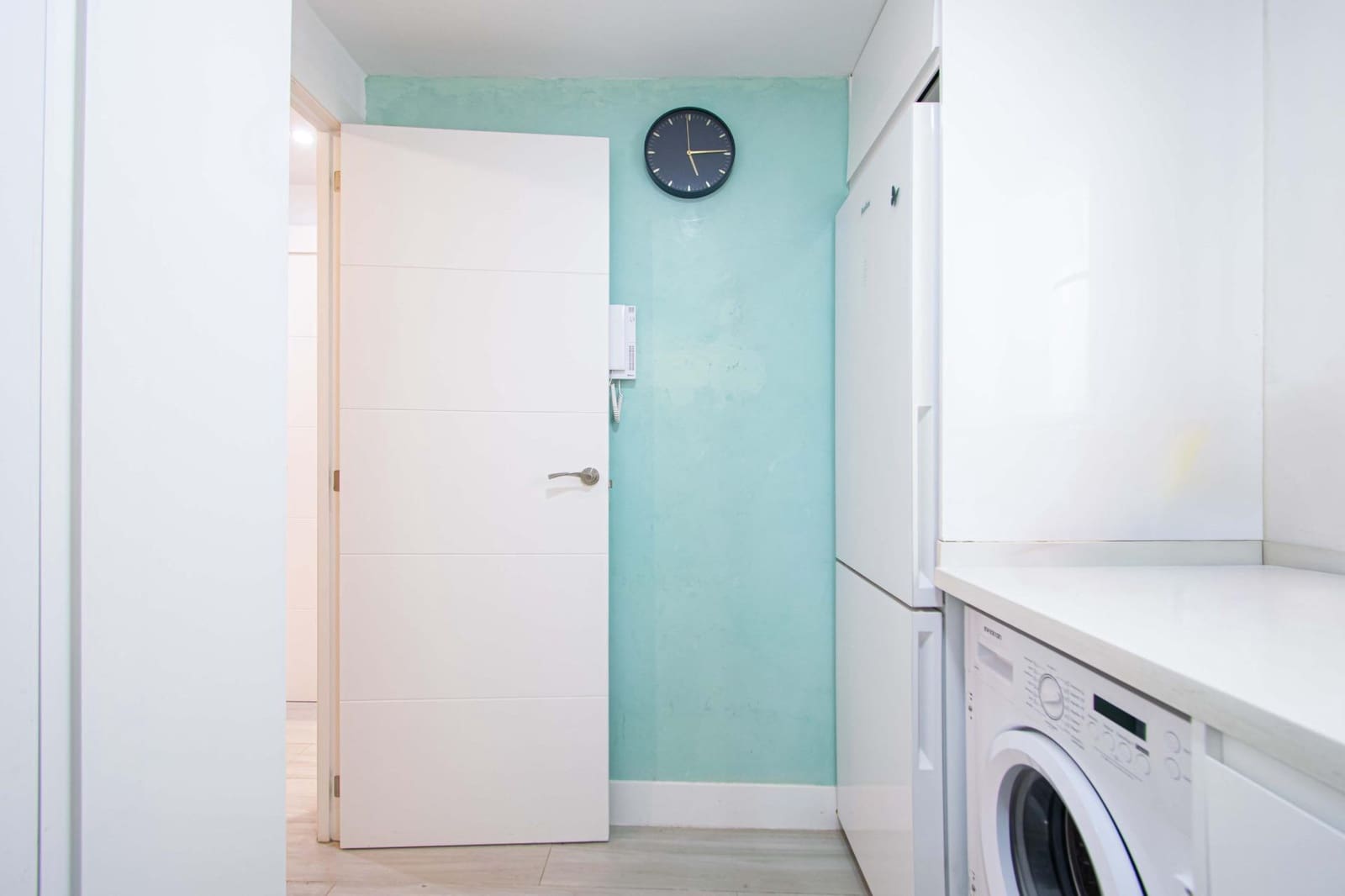 2 bedroom Flat for sale in Seville city - € 250,000 (Ref: 9927499)