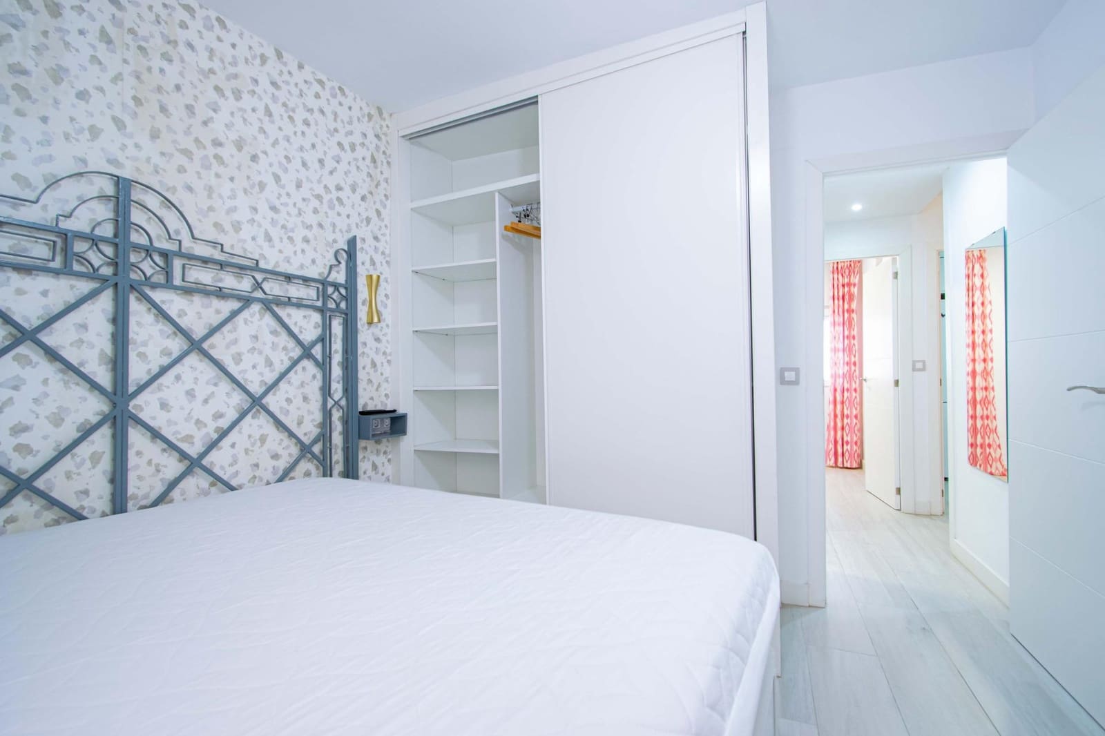 2 bedroom Flat for sale in Seville city - € 250,000 (Ref: 9927499)