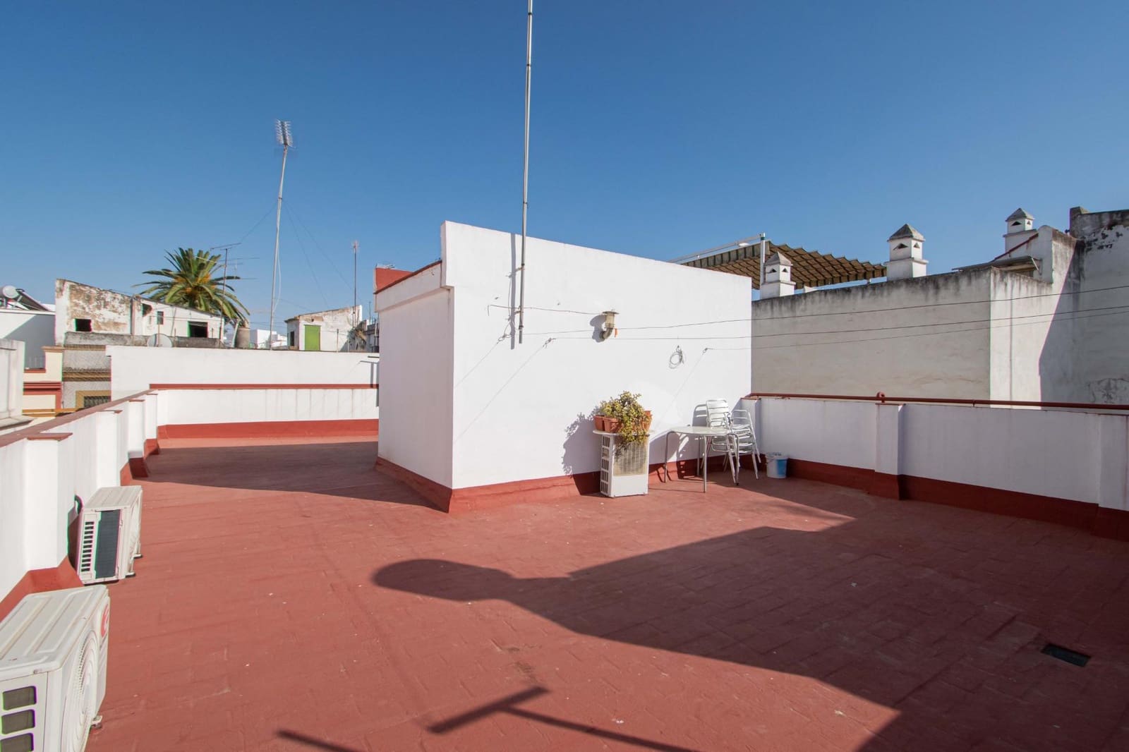2 bedroom Flat for sale in Seville city - € 250,000 (Ref: 9927499)