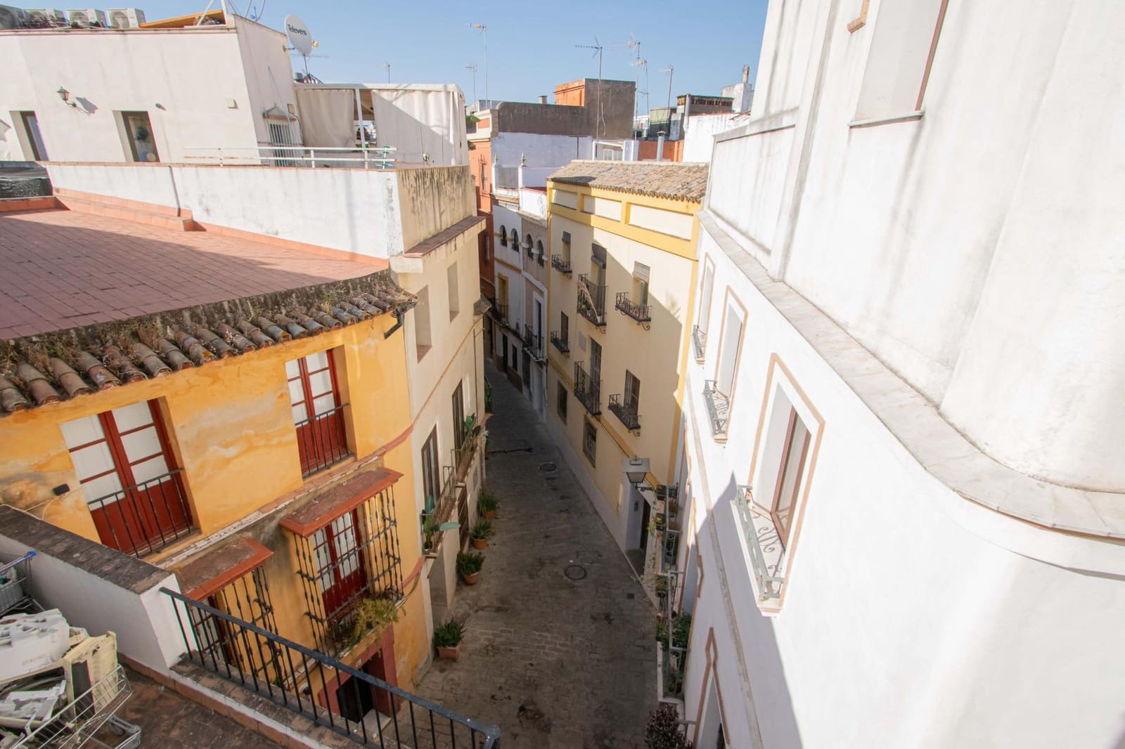 2 bedroom Flat for sale in Seville city - € 250,000 (Ref: 9927499)