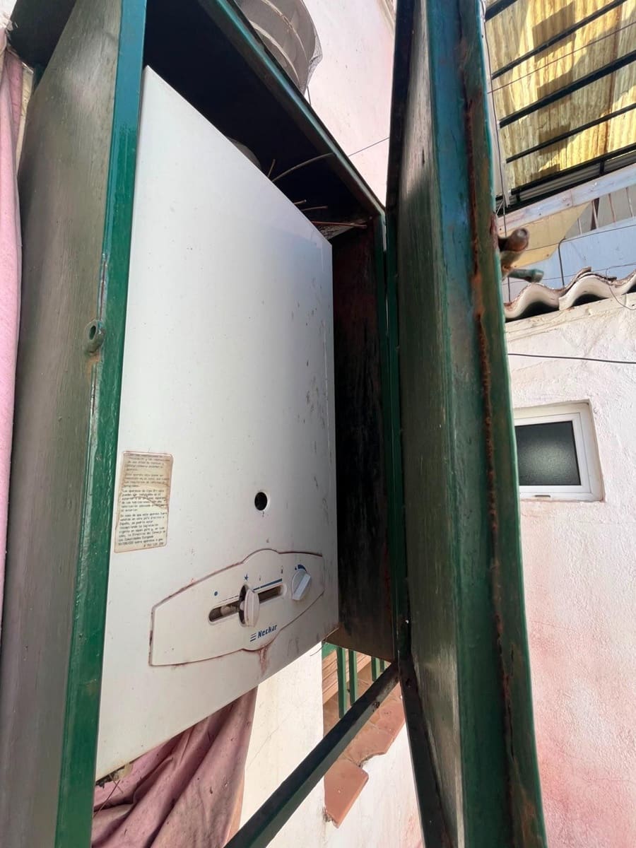 2 bedroom Terraced Villa for sale in Aznalcazar - € 120,000 (Ref: 9929465)