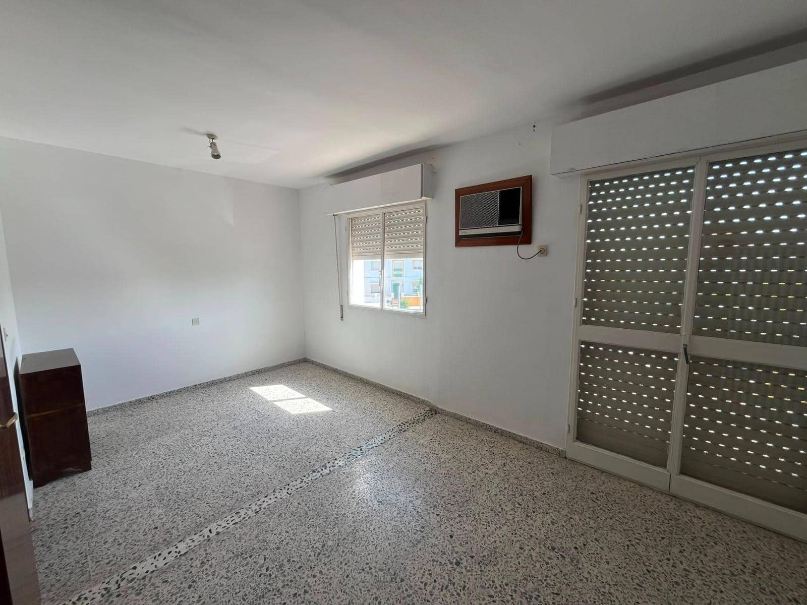 2 bedroom Terraced Villa for sale in Aznalcazar - € 120,000 (Ref: 9929465)