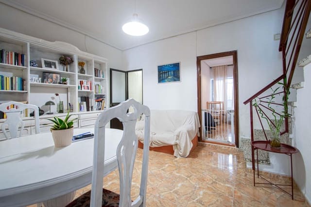 4 soverom Hus til salgs i Bellavista, Sevilla by - € 209 000 (Ref: 9929466)