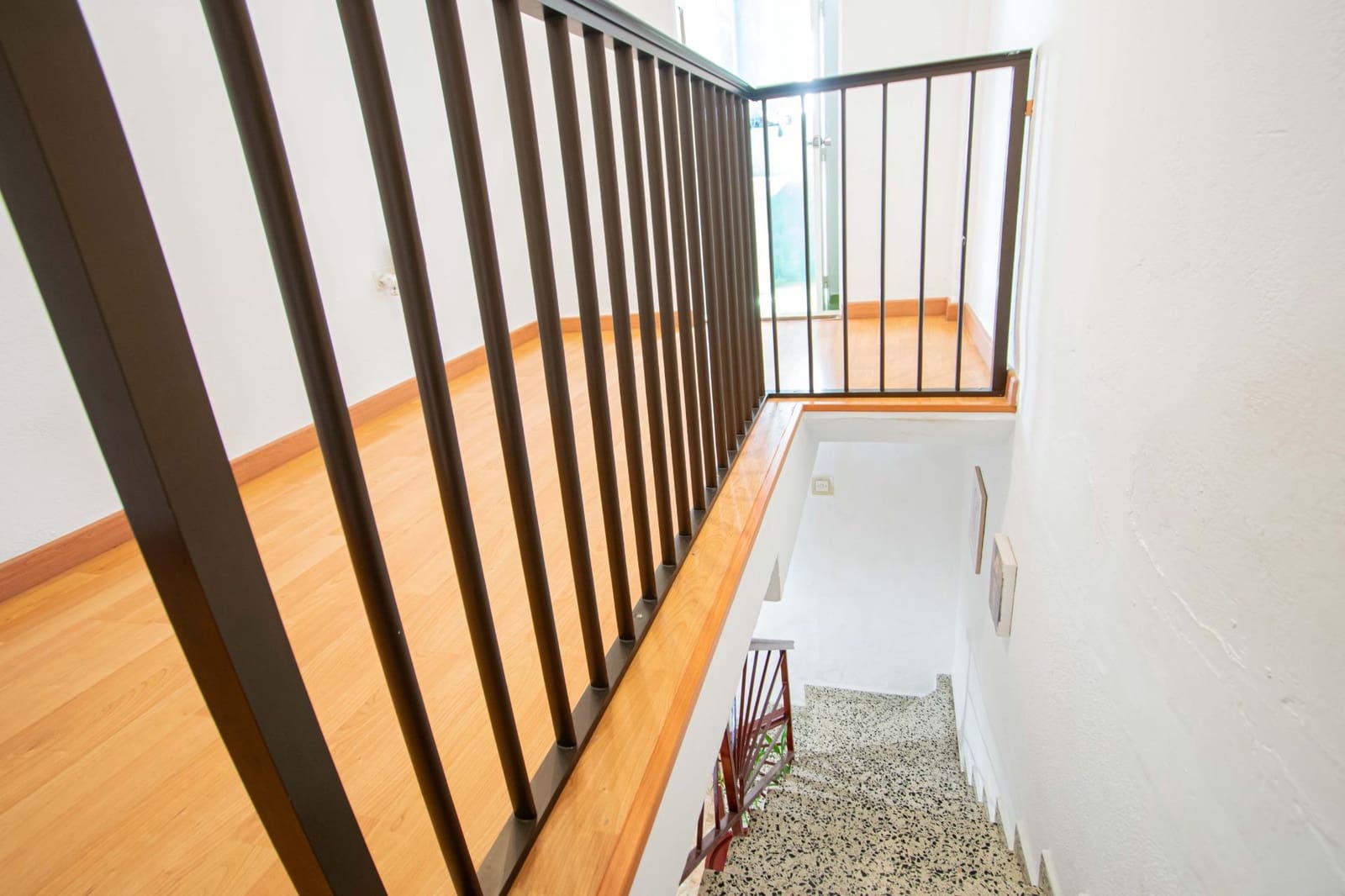 4 bedroom Townhouse for sale in Seville city - € 209,000 (Ref: 9929466)