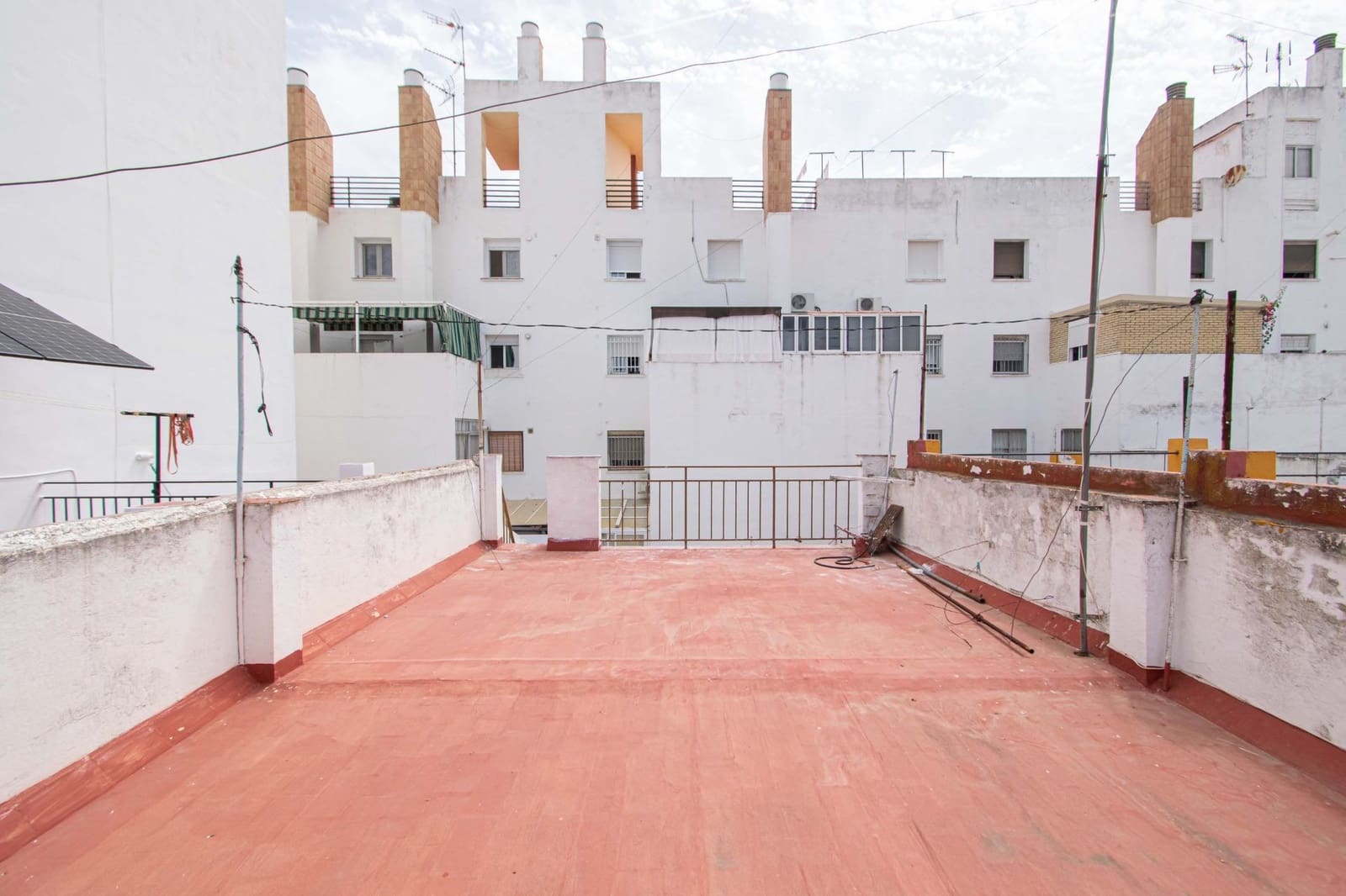 4 bedroom Townhouse for sale in Seville city - € 209,000 (Ref: 9929466)