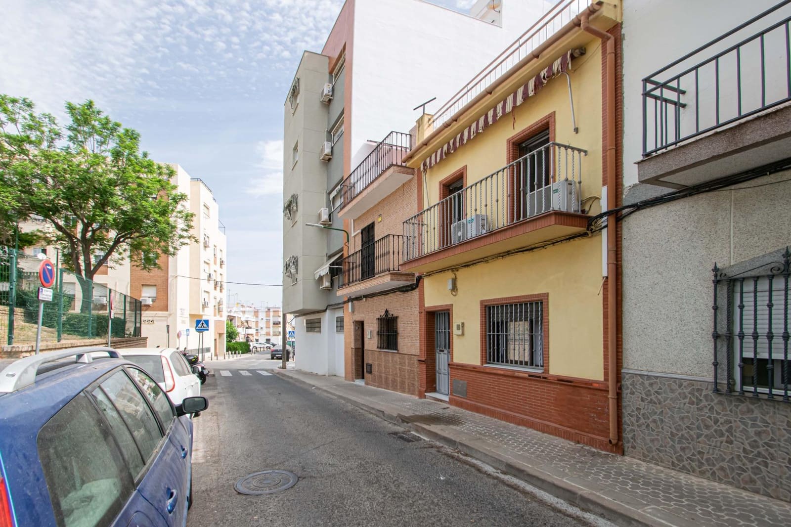 4 bedroom Townhouse for sale in Seville city - € 209,000 (Ref: 9929466)