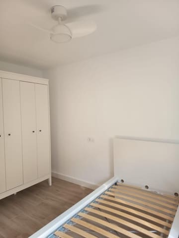 Piso de 3 habitaciones en Sevilla ciudad en alquiler - 1.800 € (Ref: 9934275)