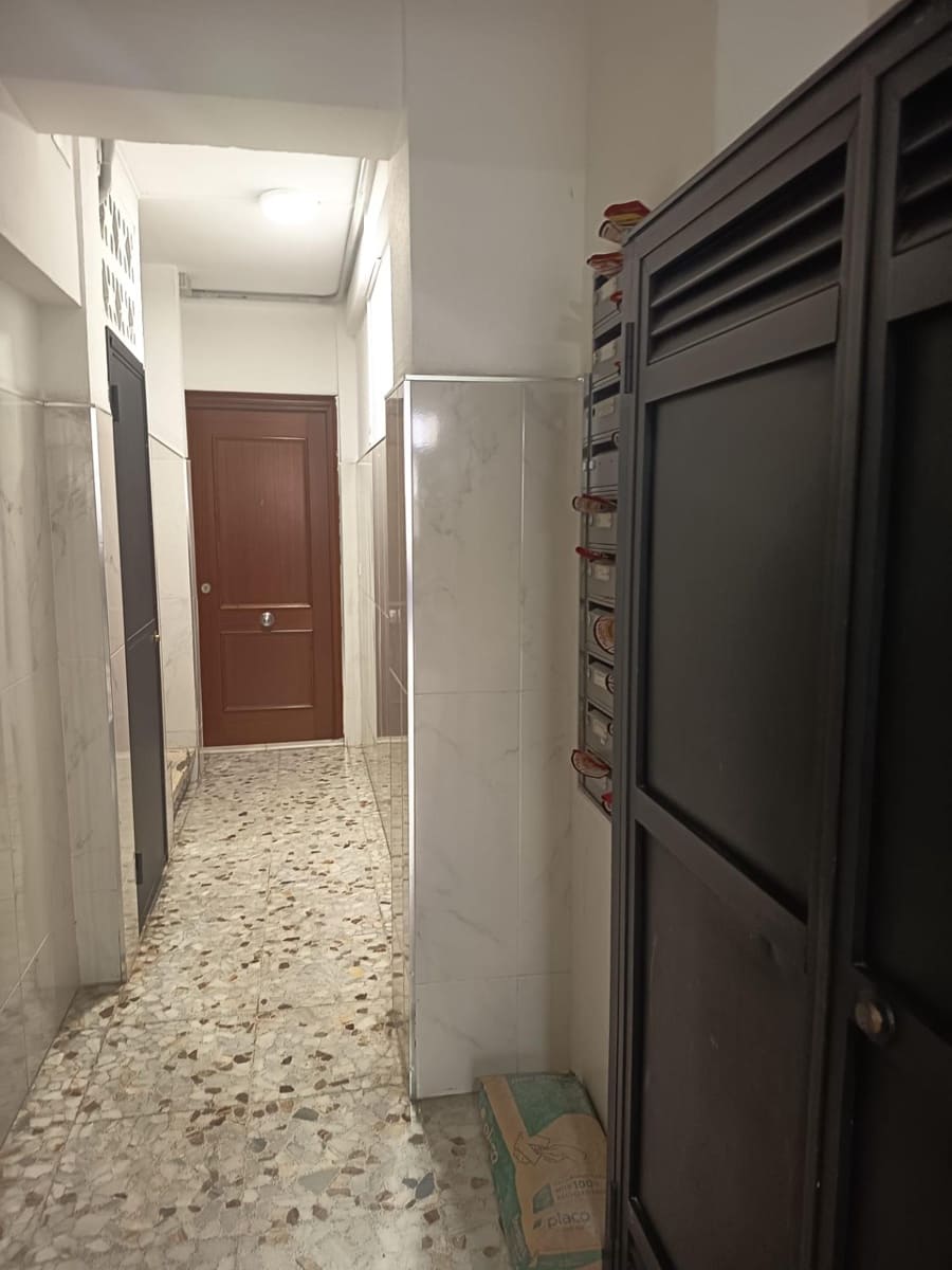 Piso de 3 habitaciones en Sevilla ciudad en alquiler - 1.800 € (Ref: 9934275)