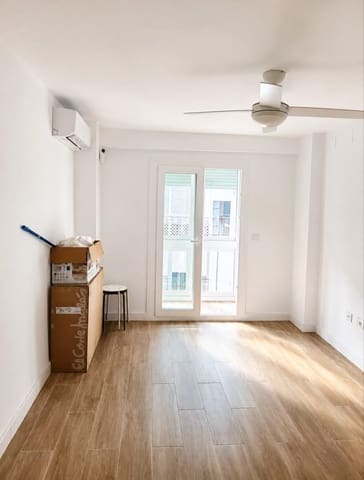 Appartement de 3 chambres à louer à Séville ville - 1 750 € (Ref: 9934275)