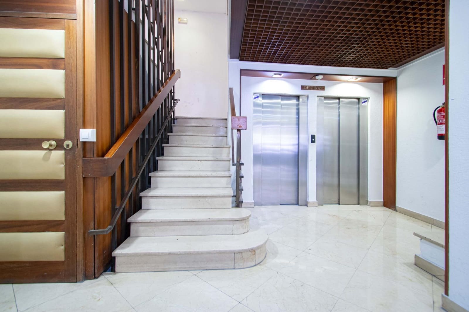 4 bedroom Flat for sale in Seville city with garage - € 999,000 (Ref: 9934277)