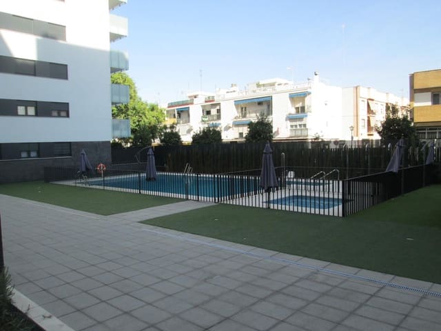 3 soveværelse Lejlighed til leje i Sevilla by med swimmingpool garage - € 1.600 (Ref: 9936459)
