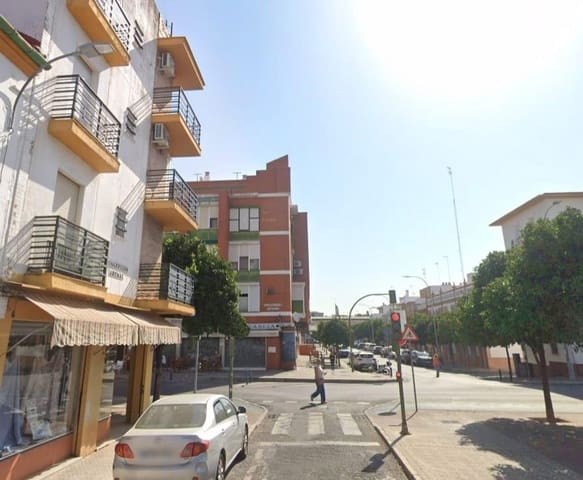 2 makuuhuone Huoneisto vuokrattavana paikassa Sevilla kaupunki - 900 € (Ref: 9940033)