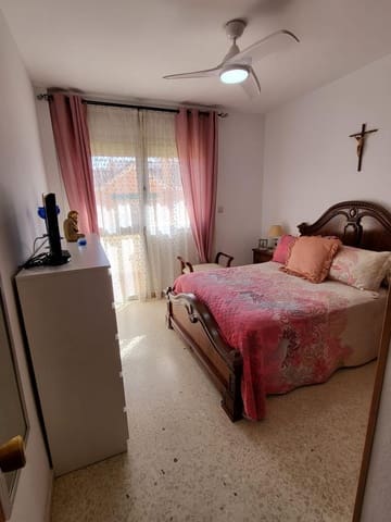 2 bedroom Flat for rent in Sanlúcar de Barrameda - € 640 (Ref: 9940034)