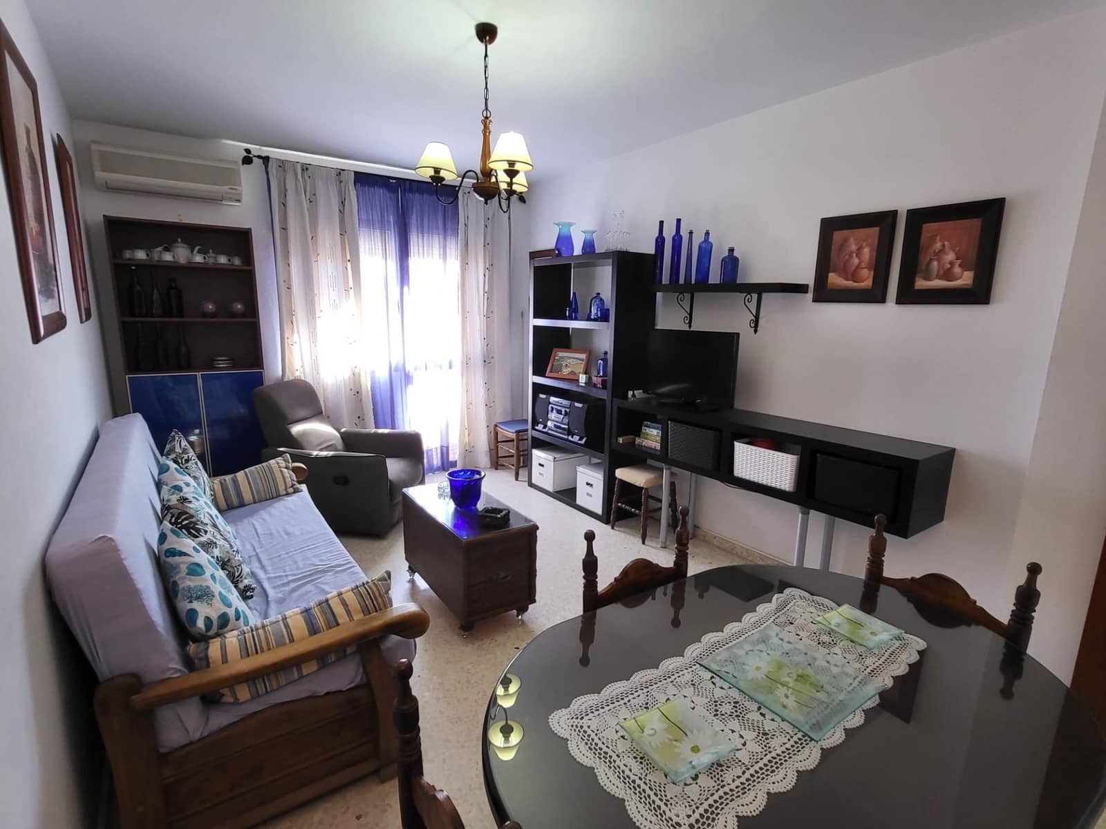 2 bedroom Flat for rent in Sanlucar de Barrameda - € 640 (Ref: 9940034)