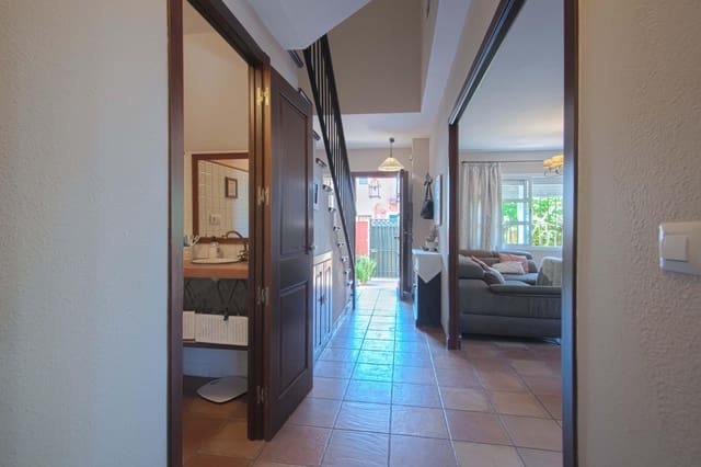 3 Zimmer Reihenhaus zu verkaufen in Mairena del Aljarafe - 335.000 € (Ref: 9942586)