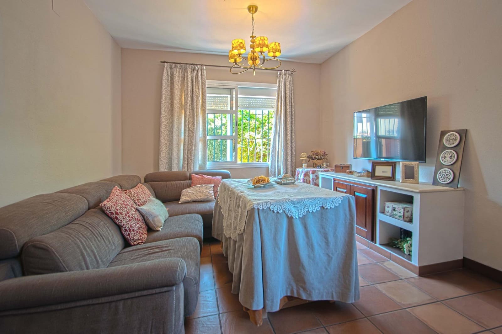 3 bedroom Terraced Villa for sale in Mairena del Aljarafe - € 335,000 (Ref: 9942586)