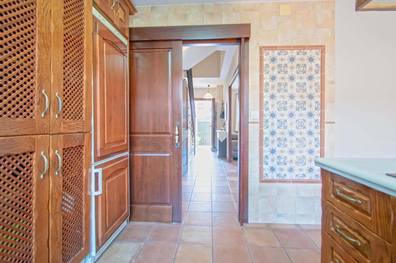 3 bedroom Terraced Villa for sale in Mairena del Aljarafe - € 335,000 (Ref: 9942586)