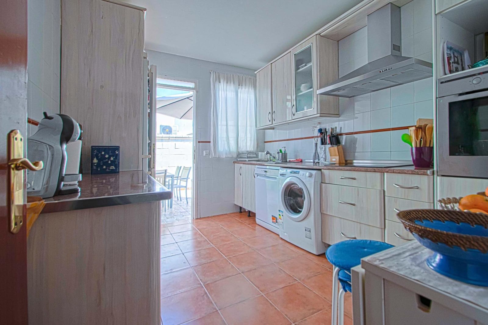 4 slaapkamer Rijtjeshuis te koop in Espartinas met zwembad - € 299.000 (Ref: 9943669)