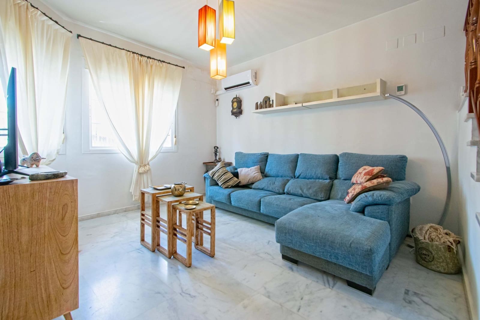 4 slaapkamer Rijtjeshuis te koop in Espartinas met zwembad - € 299.000 (Ref: 9943669)