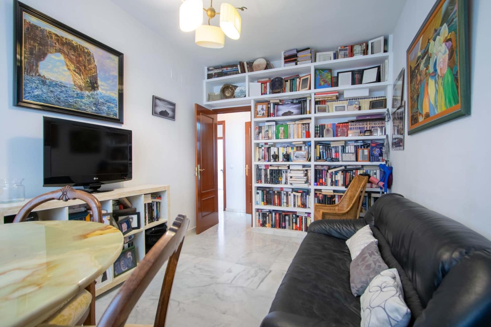 4 slaapkamer Rijtjeshuis te koop in Espartinas met zwembad - € 299.000 (Ref: 9943669)