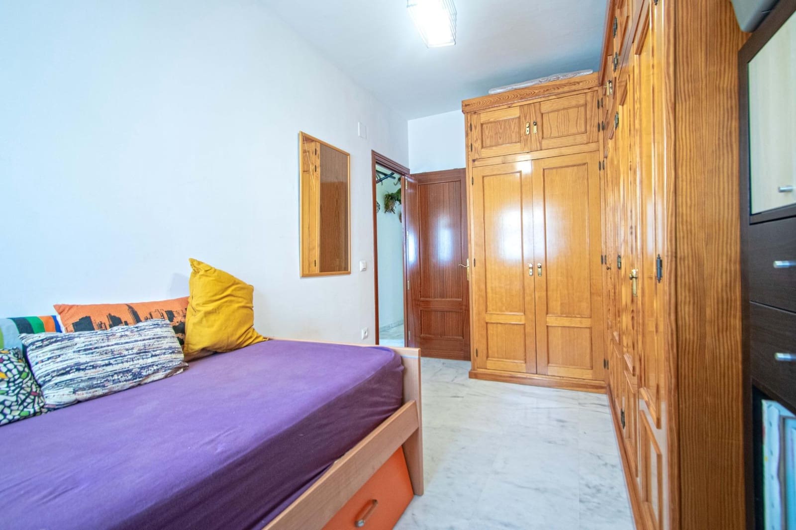 4 slaapkamer Rijtjeshuis te koop in Espartinas met zwembad - € 299.000 (Ref: 9943669)