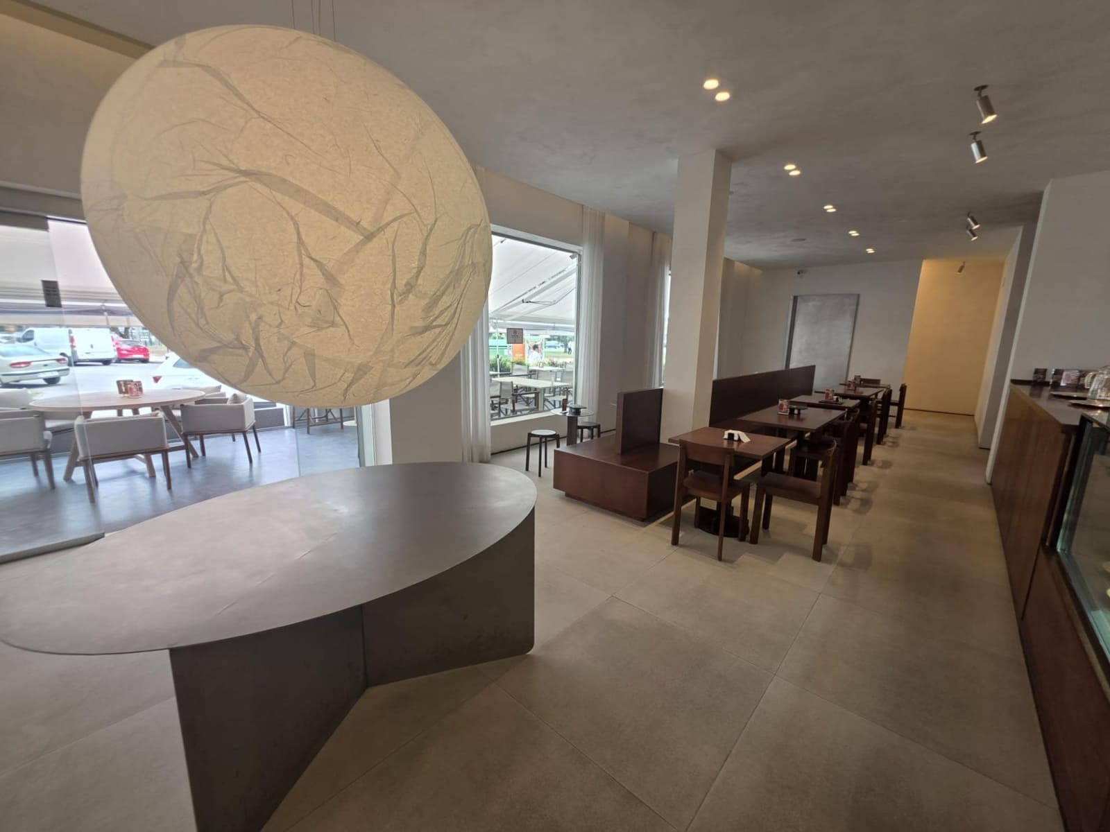 Kaupallinen vuokrattavana paikassa Montequinto - 2 020 € (Ref: 9945776)