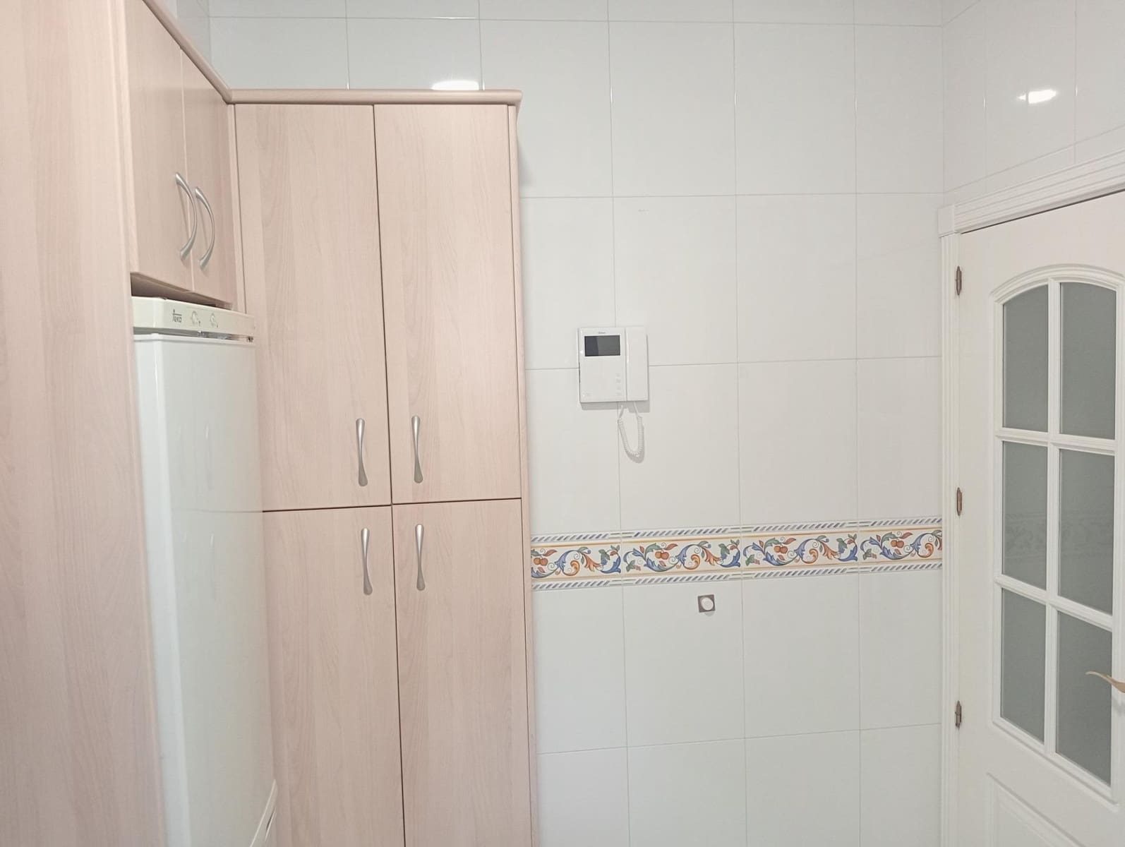 Appartement de 2 chambres à louer à Seville ville avec garage - 1 200 € (Ref: 9945778)