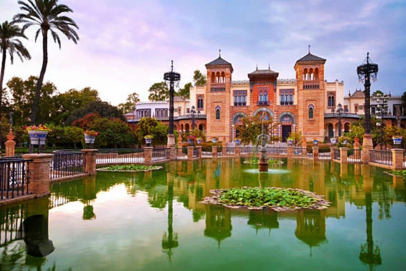 3 bedroom Flat for sale in Seville city with garage - € 675,000 (Ref: 9947979)