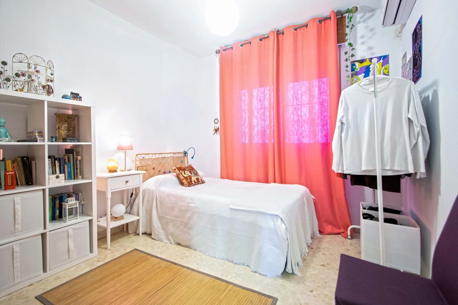 3 bedroom Flat for sale in Seville city with garage - € 675,000 (Ref: 9947979)