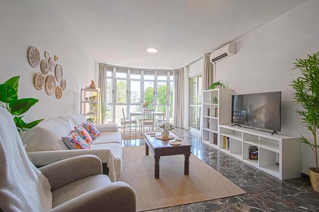 3 bedroom Flat for sale in Seville city with garage - € 675,000 (Ref: 9947979)