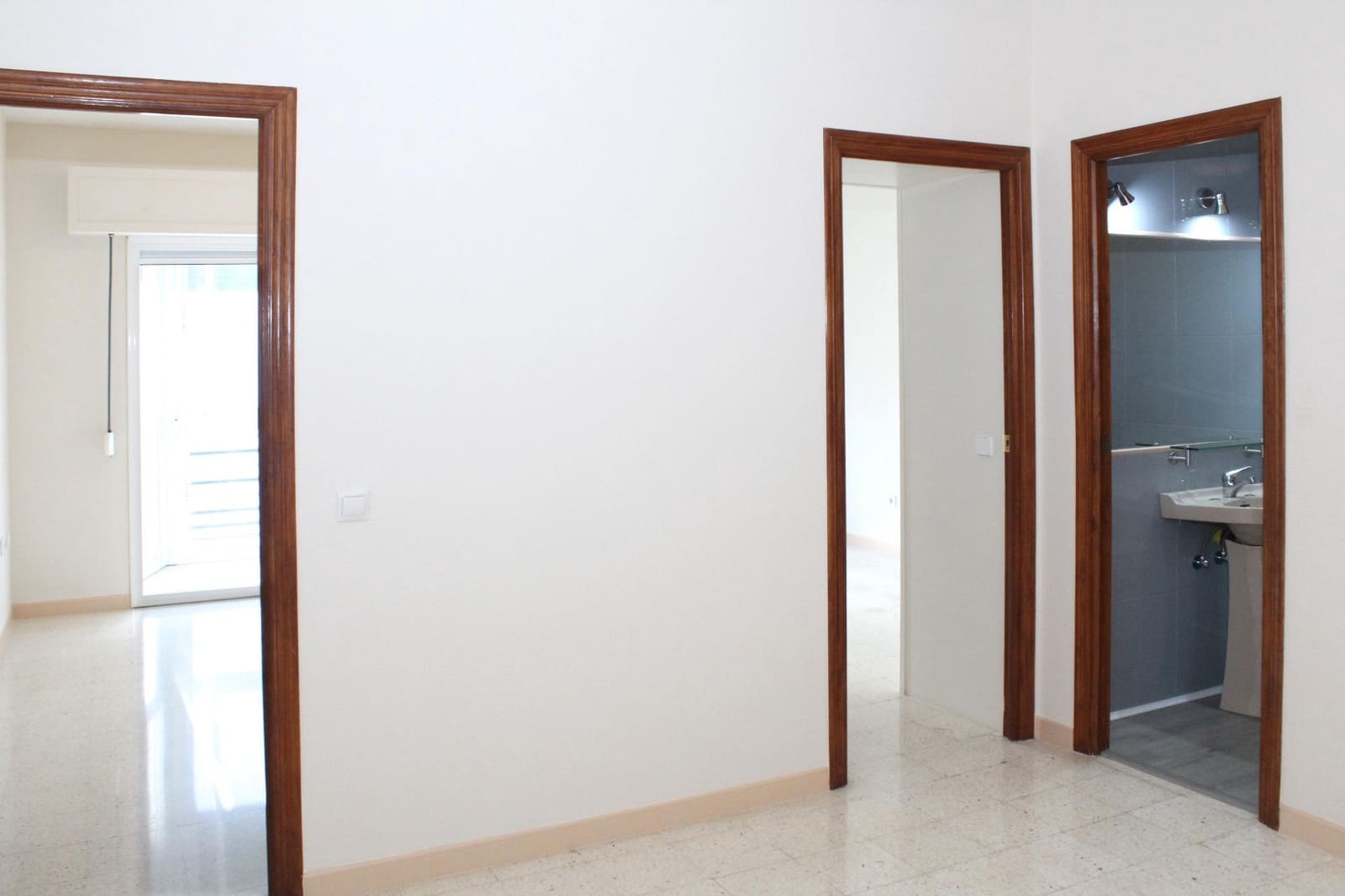 Appartement de 2 chambres à louer à Seville ville - 900 € (Ref: 9947982)
