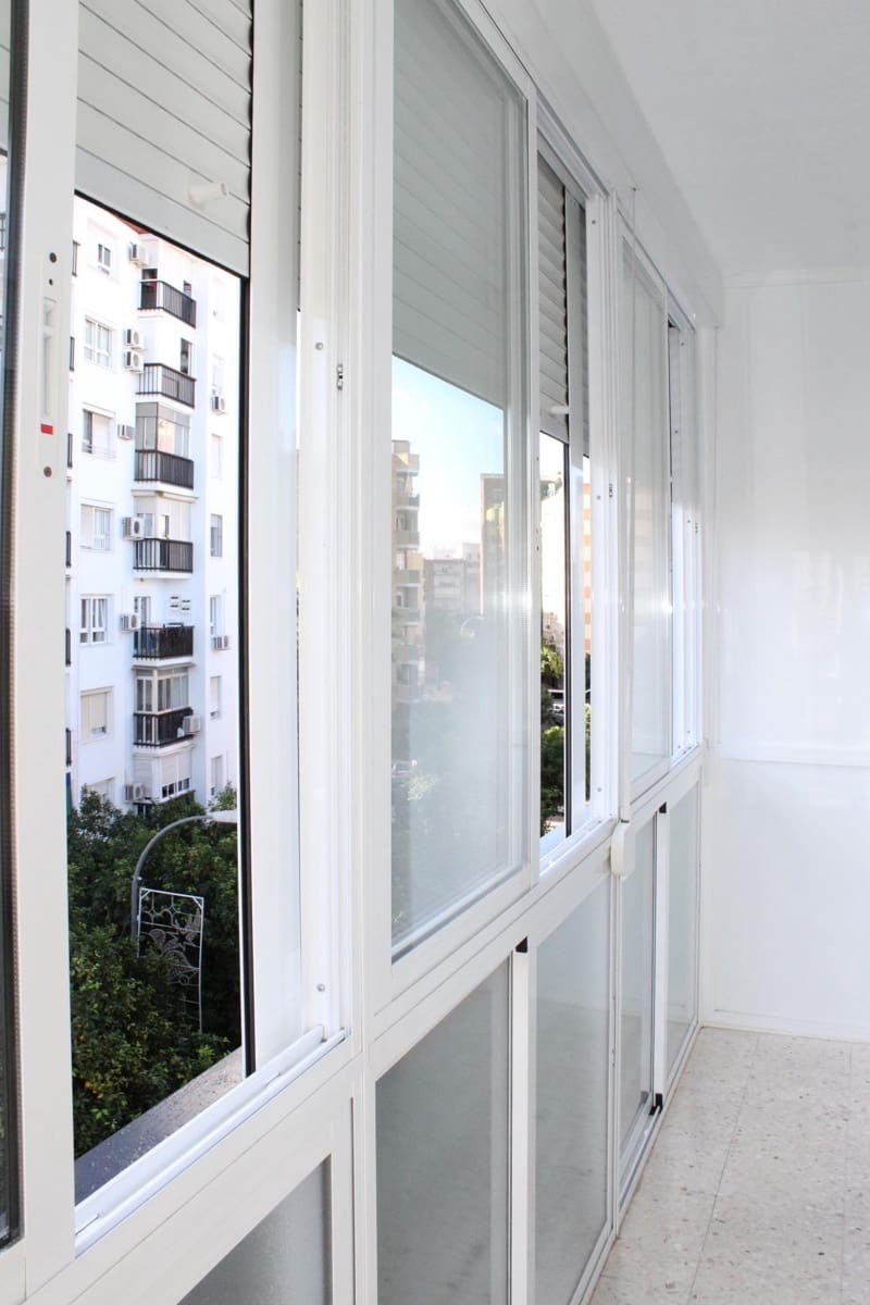 Appartement de 2 chambres à louer à Seville ville - 900 € (Ref: 9947982)