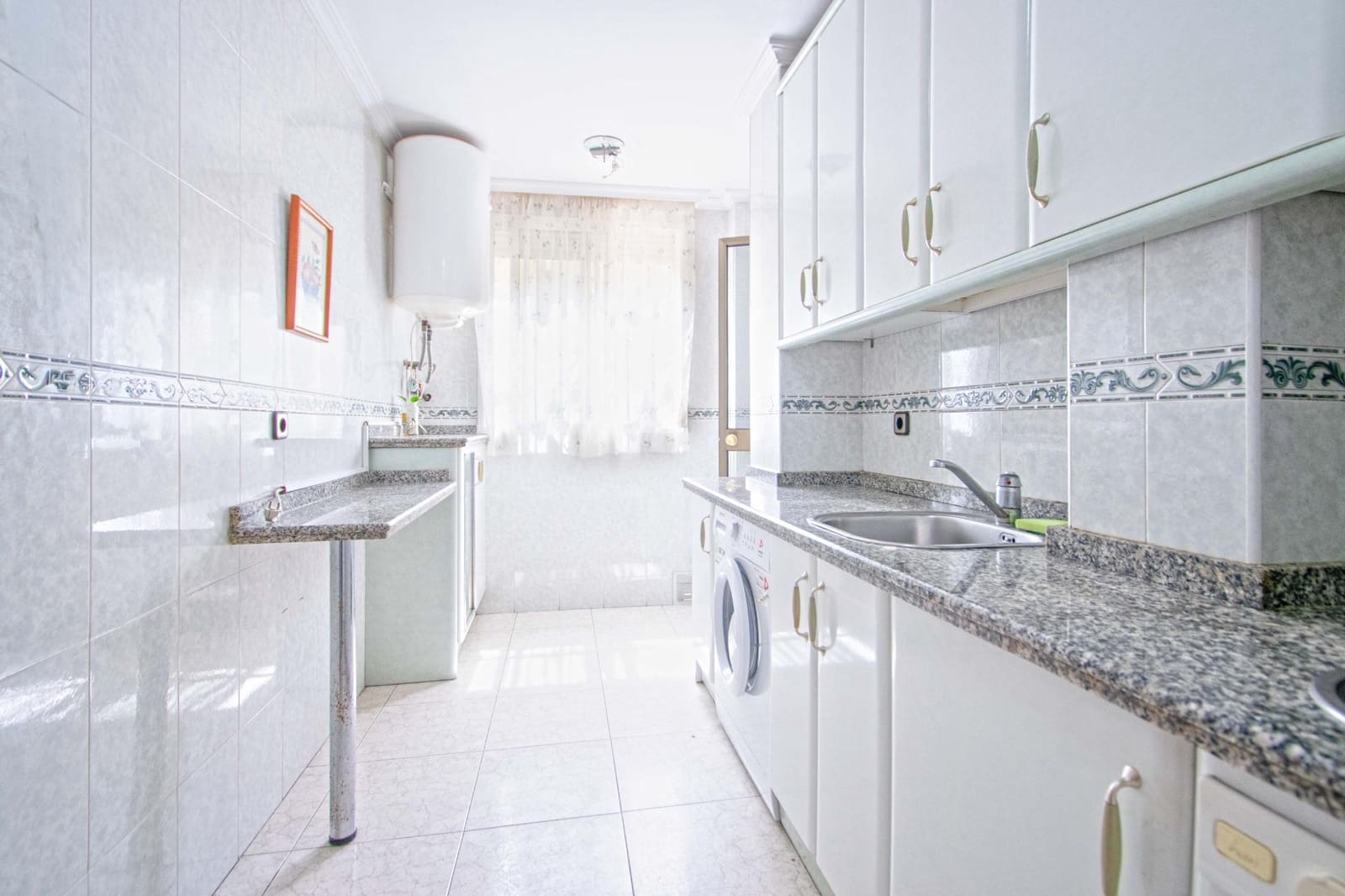 3 bedroom Flat for sale in Seville city - € 179,900 (Ref: 9954286)
