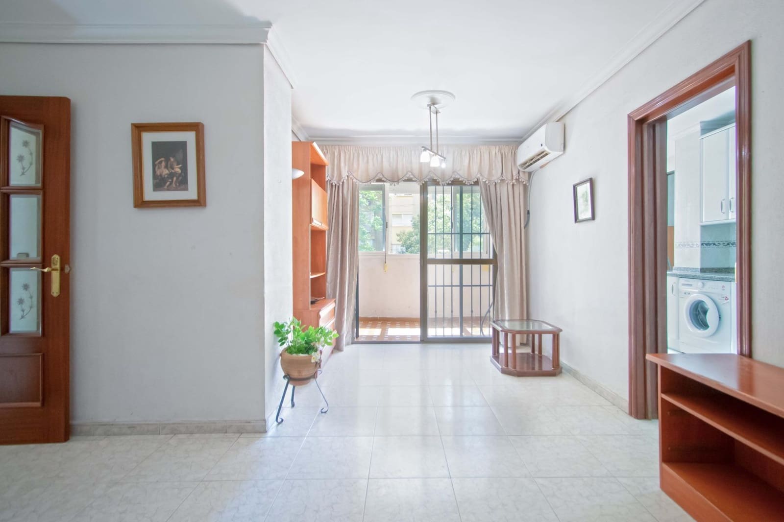 3 bedroom Flat for sale in Seville city - € 179,900 (Ref: 9954286)