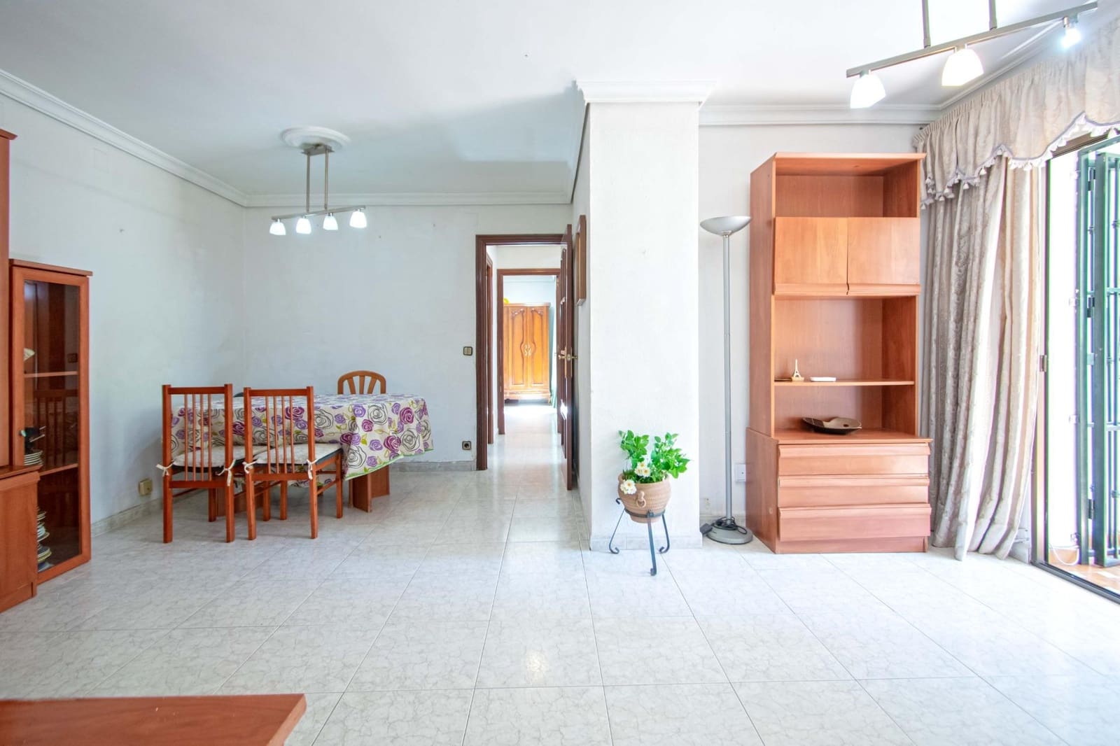3 bedroom Flat for sale in Seville city - € 179,900 (Ref: 9954286)