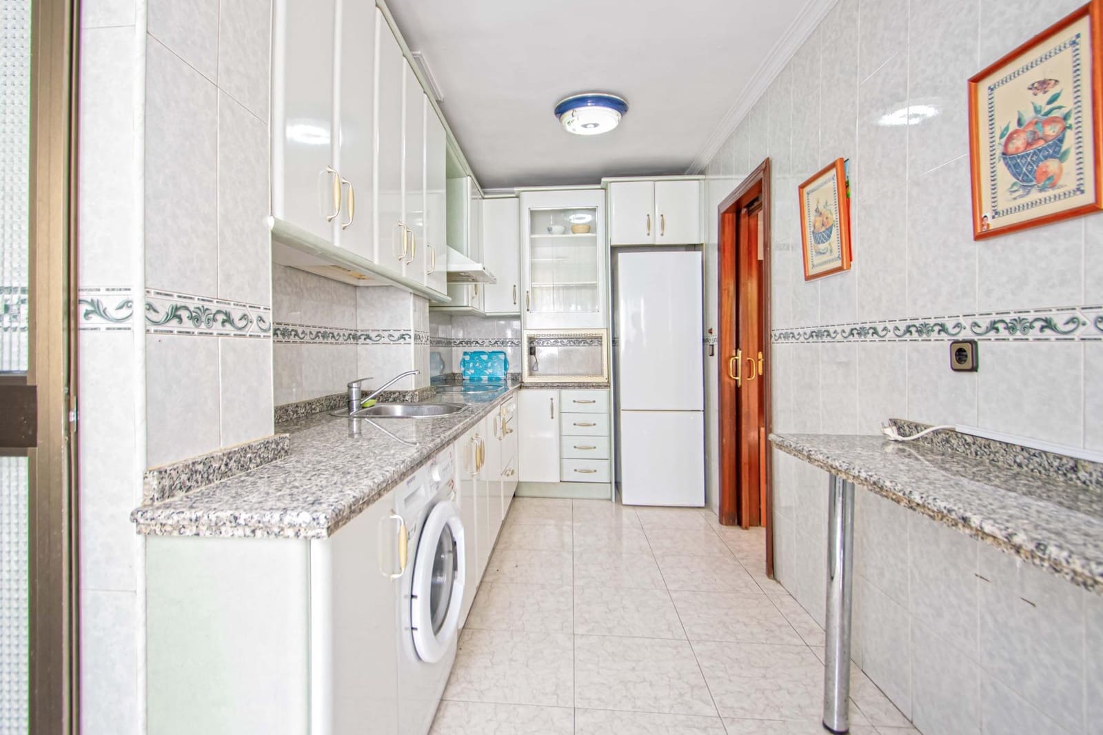 3 bedroom Flat for sale in Seville city - € 179,900 (Ref: 9954286)