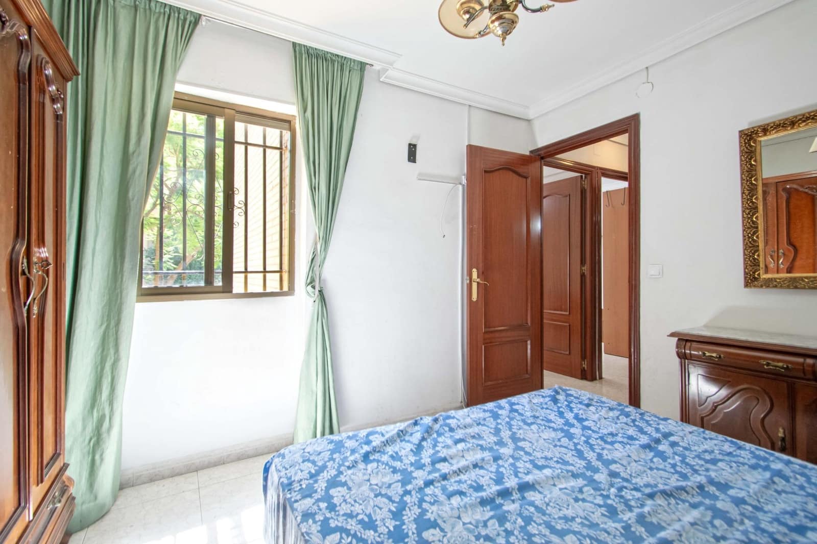 3 bedroom Flat for sale in Seville city - € 179,900 (Ref: 9954286)